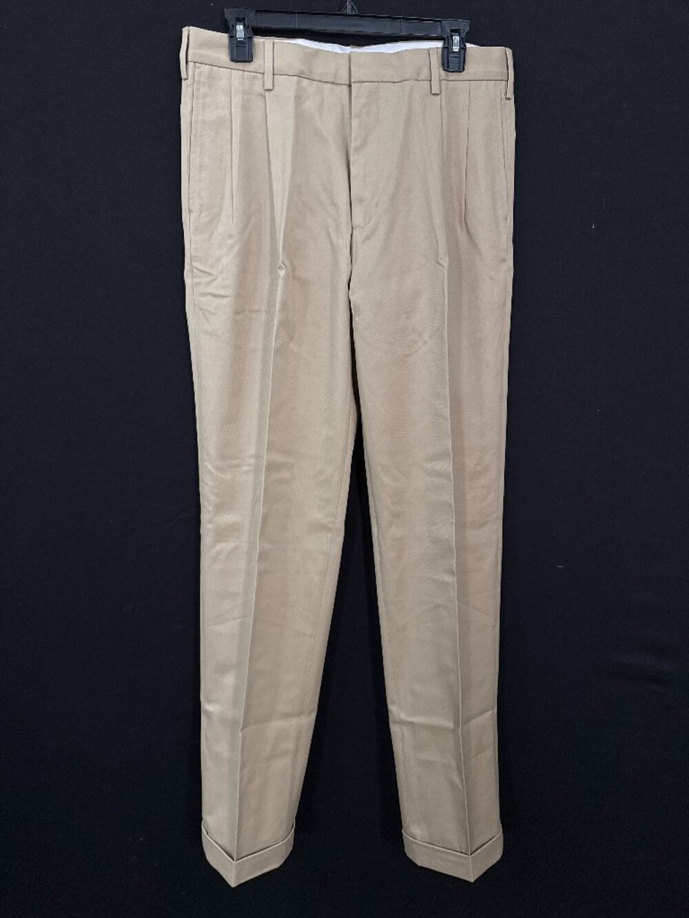 Lands' End Men's Traditional Fit Pleated Twill Pants Khaki 32x33 Cuffed NWOT